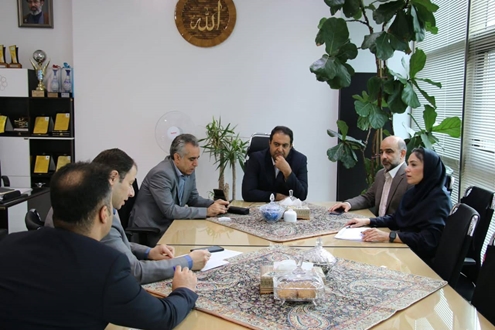 تأکید بر تسریع در پرداخت تسهیلات به واحدهای صنعتی آسیب‌دیده در جنگ رمضان 